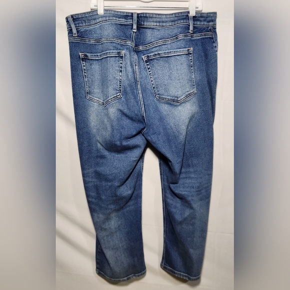 Lane Bryant High Rise Straight Crop Capri with Soft Worn-In Look-Size 20 - Picture 2 of 7